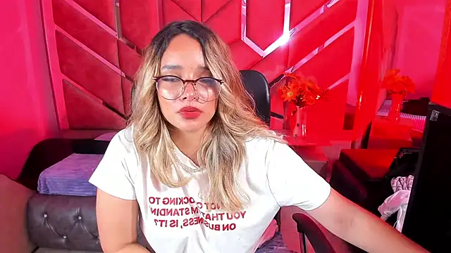 Olivia Fox69 online show from October 17, 2:04 am