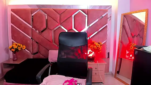 Olivia Fox69 online show from June 11, 3:37 am