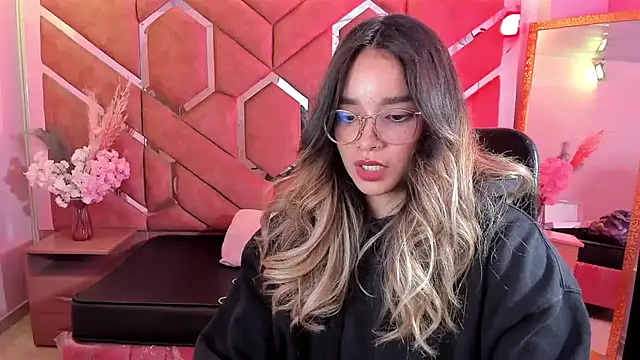 Olivia Fox69 online show from July 9, 2:59 am