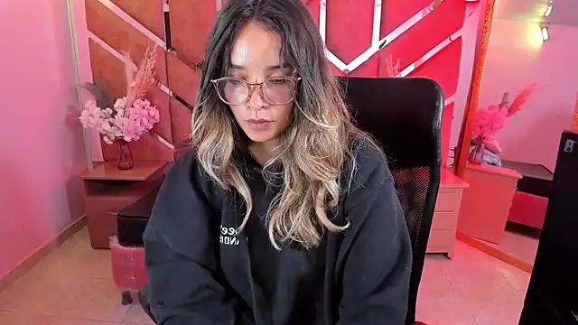 Olivia Fox69 online show from July 10, 4:17 am