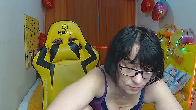 SandraHormas online show from March 4, 4:52 pm