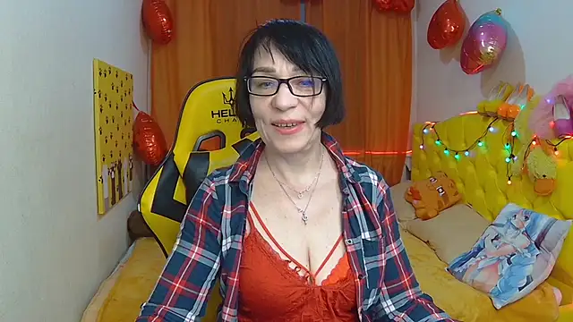 SandraHormas online show from March 21, 10:50 am