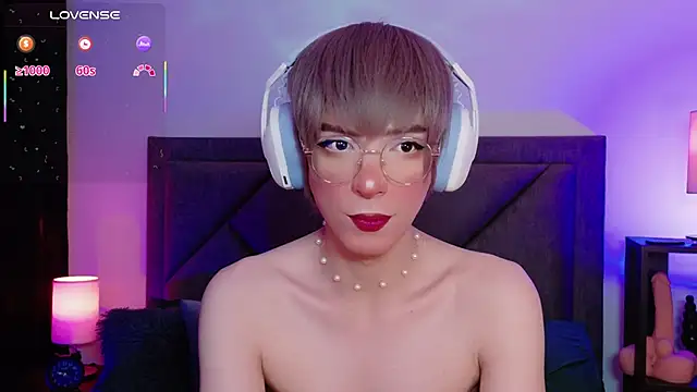 Snapshot of Sammy_Russell chatting on March 5, 7:26 am Sammy Russell online show from March 5, 7:26 am