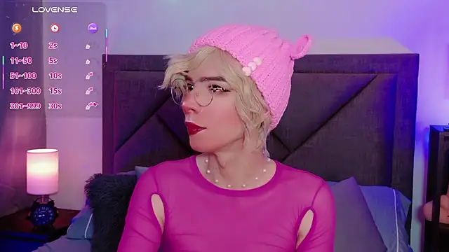 Snapshot of Sammy_Russell chatting on March 11, 8:09 am Sammy Russell online show from March 11, 8:09 am