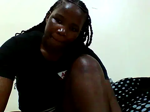 Snapshot of sweetangel41 chatting on March 10, 11:37 am sweetangel41 online show from March 10, 11:37 am