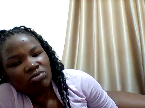 Snapshot of sweetangel41 chatting on April 12, 6:18 am sweetangel41 online show from April 12, 6:18 am