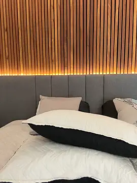 EmiilyAdams  online show from September 25, 9:29 pm