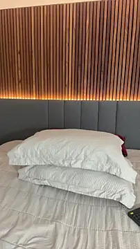 Snapshot of EmiilyAdams_ chatting on February 25, 10:08 pm EmiilyAdams online show from February 25, 10:08 pm