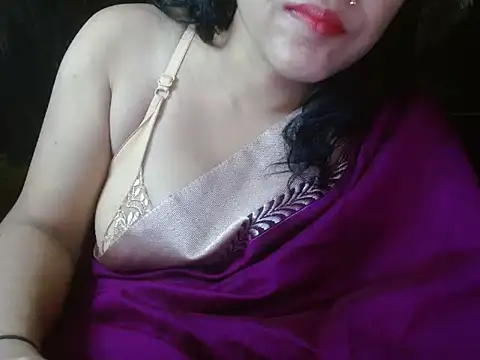 Snapshot of LOVERIAKOL chatting on December 25, 6:41 am LOVERIAKOL online show from December 25, 6:41 am