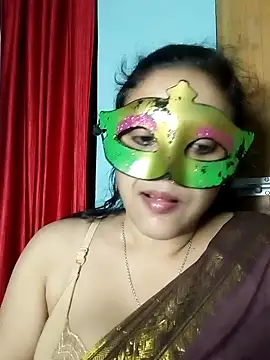 Snapshot of LOVERIAKOL chatting on January 14, 2:32 pm LOVERIAKOL online show from January 14, 2:32 pm