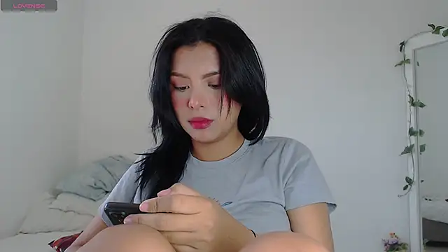 Snapshot of Keyti_Sullivan chatting on January 21, 4:16 pm Keyti Sullivan online show from January 21, 4:16 pm