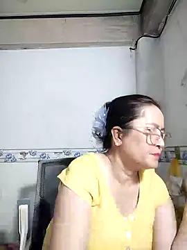 Snapshot of phnz chatting on September 10, 9:20 am phnz online show from September 10, 9:20 am