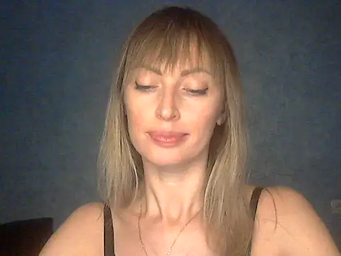 EffectMaya online show from February 10, 6:56 pm