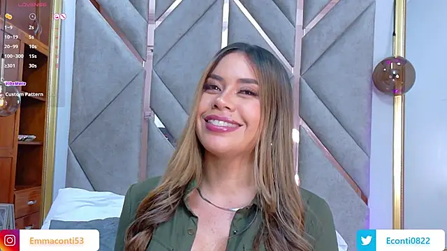 Snapshot of Emma-Conti chatting on February 22, 7:25 pm Emma-Conti online show from February 22, 7:25 pm