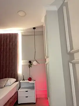 Snapshot of Emma-Conti chatting on March 5, 12:33 pm Emma-Conti online show from March 5, 12:33 pm