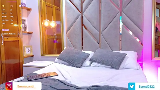 Snapshot of Emma-Conti chatting on March 15, 9:27 pm Emma-Conti online show from March 15, 9:27 pm