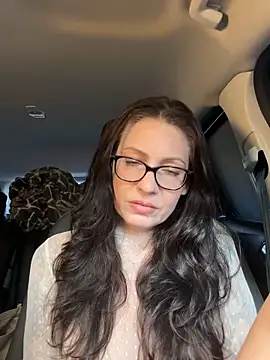 BeautifulMesss online show from October 26, 3:07 pm