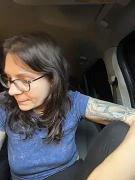 BeautifulMesss online show from February 22, 2:48 pm