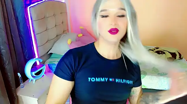 TaylorMon online show from March 7, 4:46 am