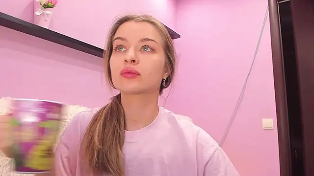 MalloryWest online show from March 21, 3:59 pm