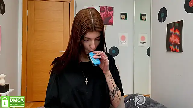 Snapshot of Bunny_ShyGirl chatting on February 20, 8:28 am Bunny ShyGirl online show from February 20, 8:28 am