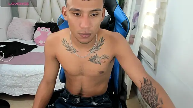 Snapshot of Backsex_boy chatting on January 30, 3:19 pm Backsex boy online show from January 30, 3:19 pm