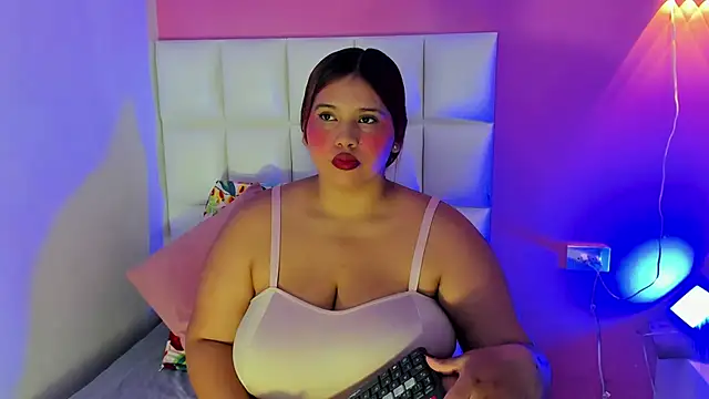 Alanna hot3 online show from March 28, 3:44 pm