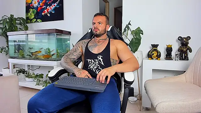 Johnnygrayson1 online show from September 25, 10:02 pm