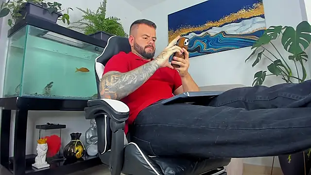 Johnnygrayson1 online show from May 19, 12:27 am