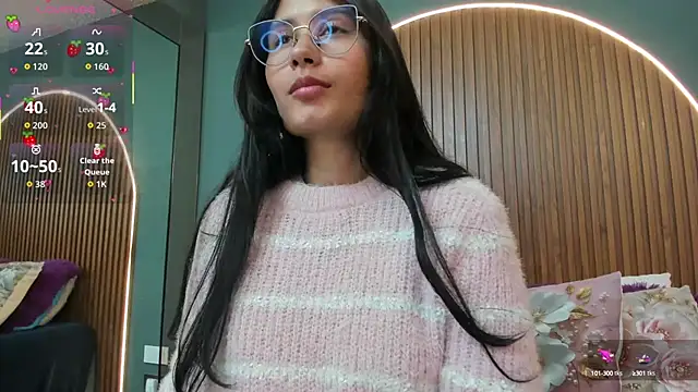 Snapshot of NayeCloud chatting on October 4, 12:52 am NayeCloud online show from October 4, 12:52 am