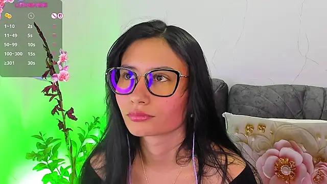 NayeCloud online show from June 29, 11:27 pm