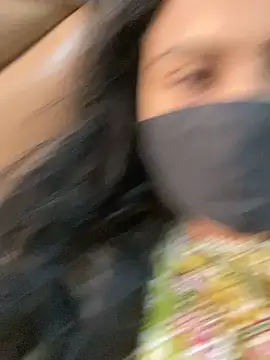 HaaniKaur online show from February 12, 9:48 am