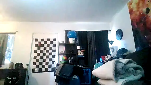 Snapshot of Antoniothedon chatting on May 20, 11:44 pm Antoniothedon online show from May 20, 11:44 pm