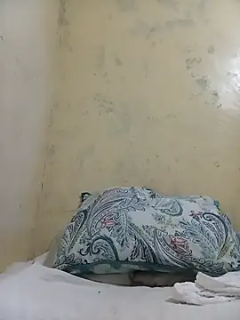 Snapshot of sexxylucia chatting on February 9, 11:09 pm sexxylucia online show from February 9, 11:09 pm