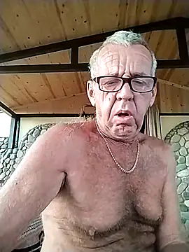 Snapshot of Freddy1962 chatting on December 8, 4:14 am Freddy1962 online show from December 8, 4:14 am