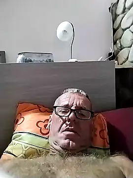 Snapshot of Freddy1962 chatting on January 8, 9:12 pm Freddy1962 online show from January 8, 9:12 pm