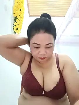 Sexy-bigtits2024 online show from December 6, 1:00 pm