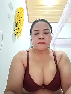 Sexy-bigtits2024 online show from December 25, 12:05 pm