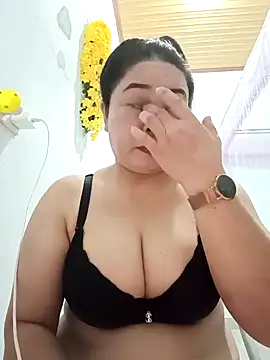 Sexy-bigtits2024 online show from December 28, 12:45 pm