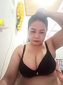 Sexy-bigtits2024 online show from January 25, 4:13 pm