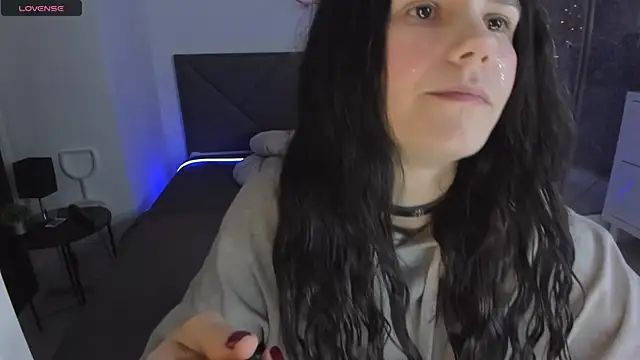 CassieEvans online show from April 25, 5:43 am