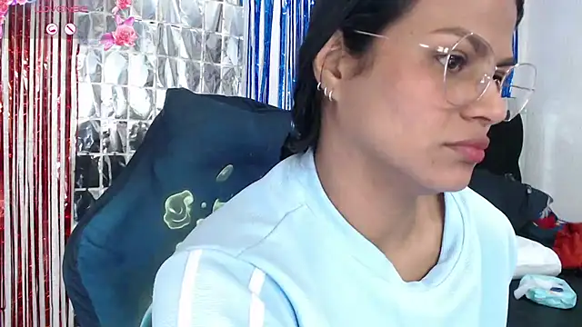 SweetAlmaa online show from October 4, 11:52 am