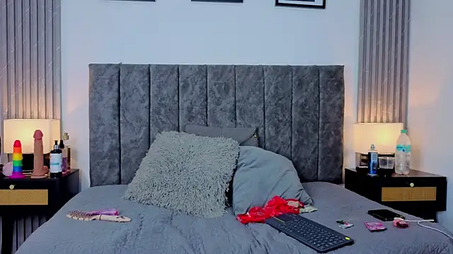 Ema Stone65 online show from October 17, 10:01 pm