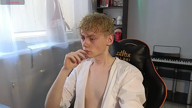 Keytaro online show from March 10, 9:32 am