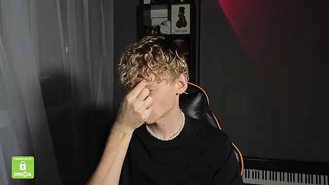 Keytaro online show from September 12, 11:37 pm