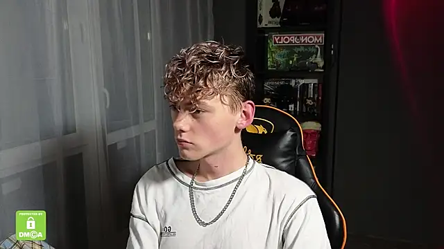 Keytaro online show from October 3, 1:02 am