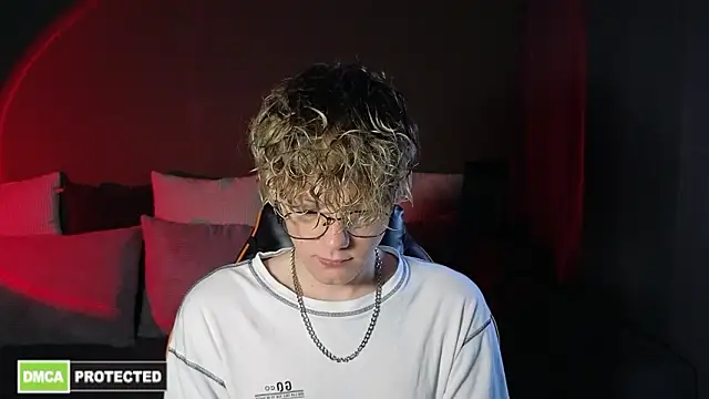 Snapshot of Keytaro chatting on March 23, 5:55 am Keytaro online show from March 23, 5:55 am