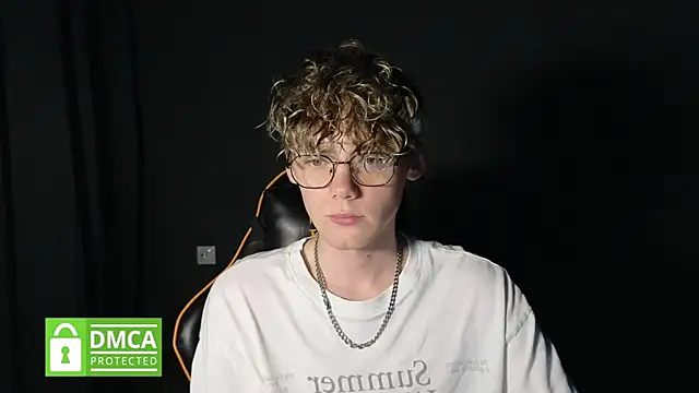 Keytaro online show from April 30, 8:53 am