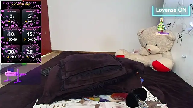 Snapshot of Antonella__william69 chatting on February 23, 1:19 pm Antonella william69 online show from February 23, 1:19 pm