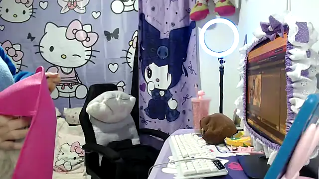 lussyevans24 online show from December 4, 6:34 am